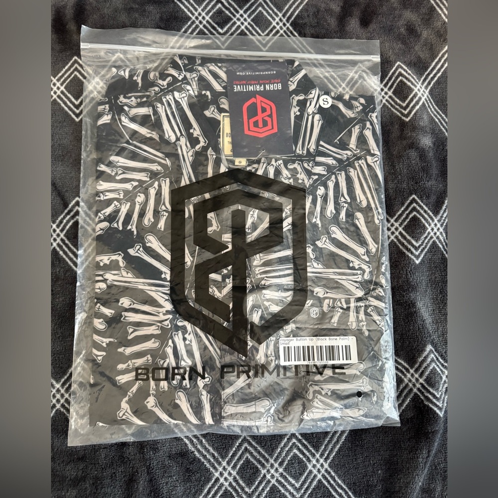 BP Voyager Button Up Black Bone Palm